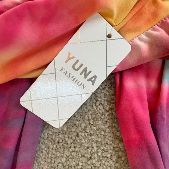 Tie Dye Leggings Womens SZ SM/MED Yoga Pants - Picture 4 of 10